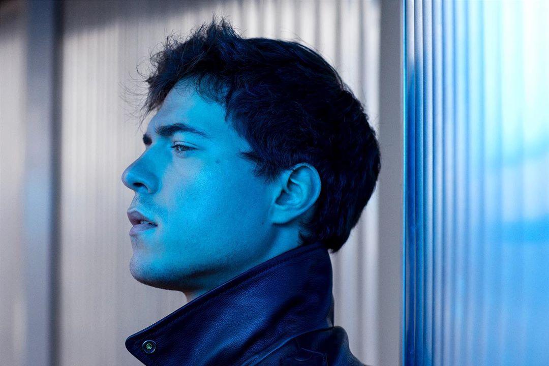 Roman Kouder delivers an ultra-sensual track with duo Marian Hill