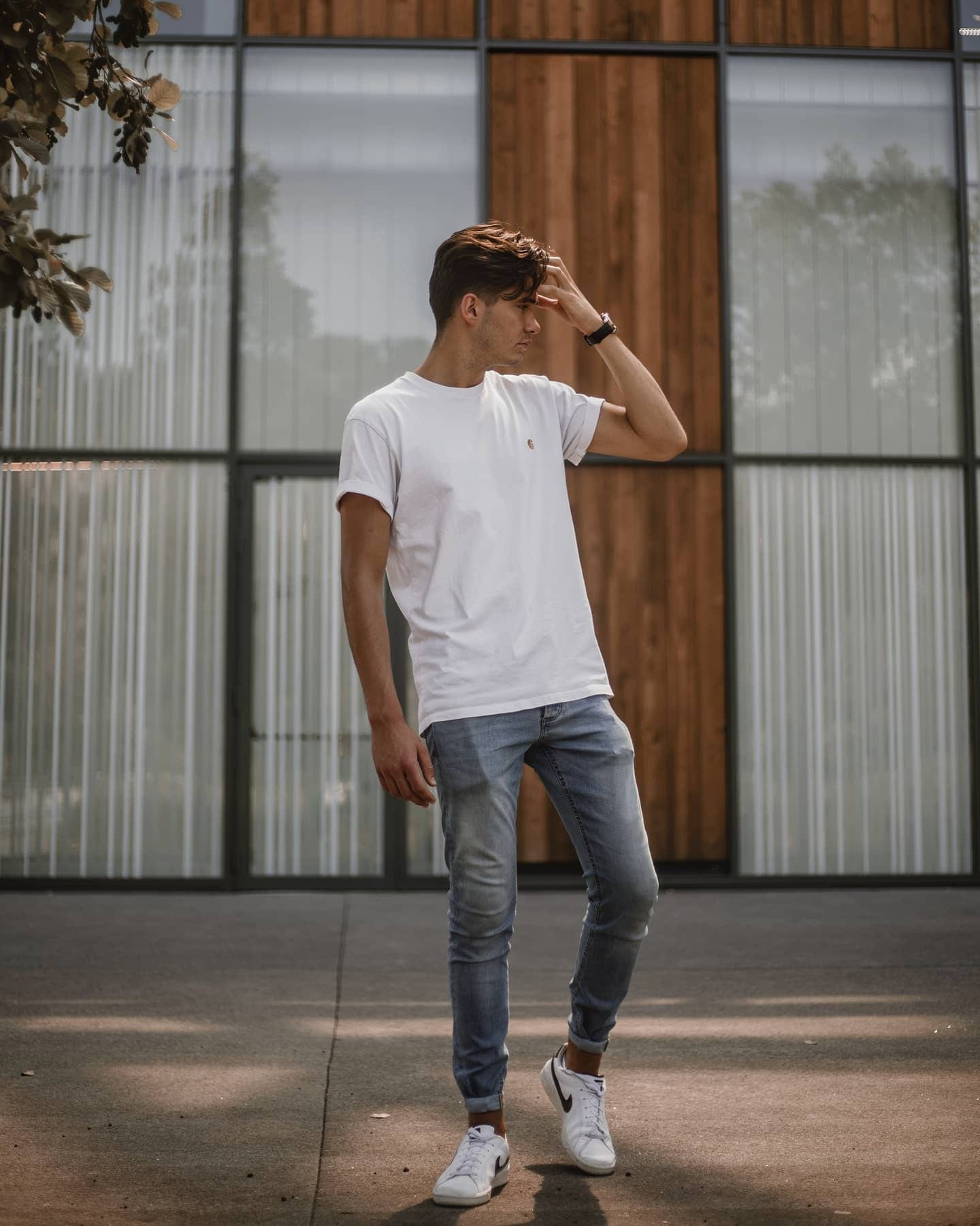 Flew and J Fitz team up on “Let Loose”, a track overflowing with groove